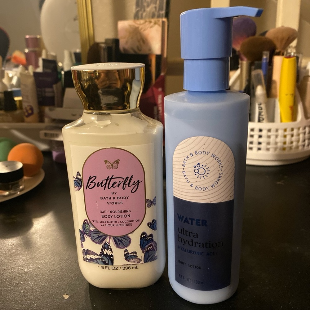 Bath & Body works lotion bundle!